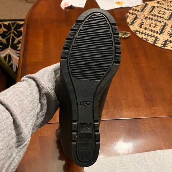 UGG Dark Brown Shearling-Lined Boots. Wedge heel.Size 7. Wear high or roll down! - Picture 6 of 13